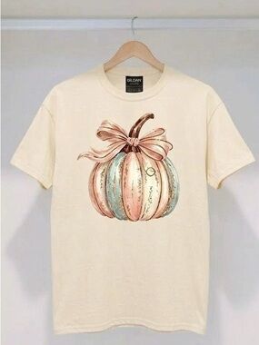 Coquette Pink Bow Pumpkin T-Shirt Cute Fall Pastel Pumpkin Graphic Tee